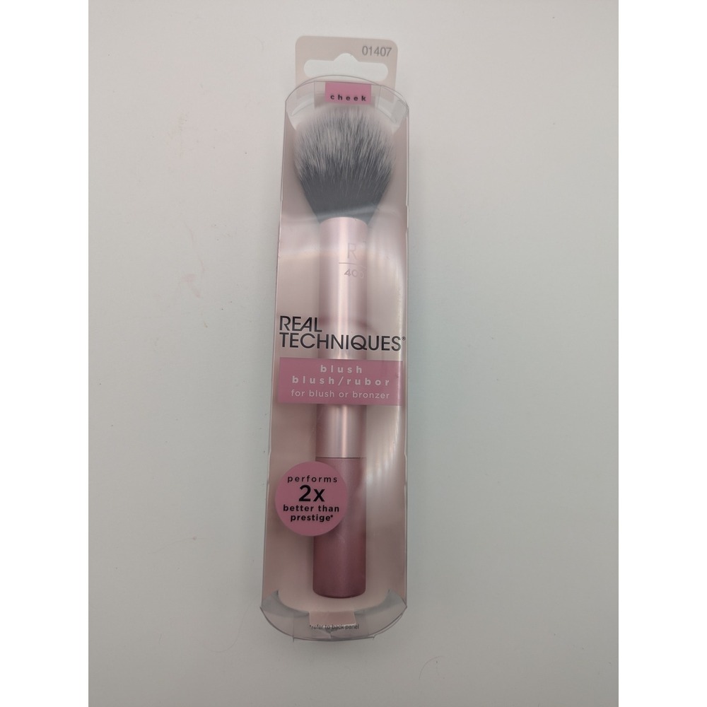 Real Techniques 400 Blush Brush Pink Tapered Soft Bristles Cheek RT 01407 NEW